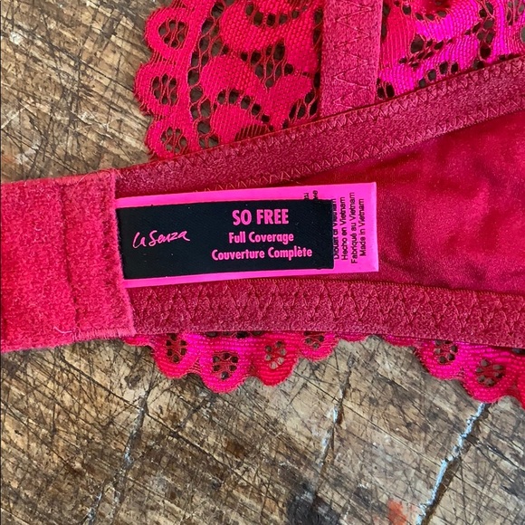 La Senza laced unlined bra💕 - Picture 5 of 7